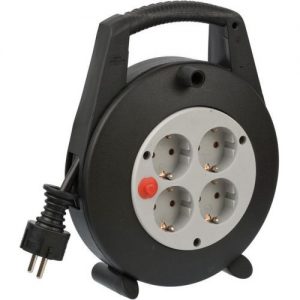 Brennenstuhl-1092200-Enrollacables Vario Line 4 tomas IP20 H05VV-F3G1,5 con cable de 5 m (negro)