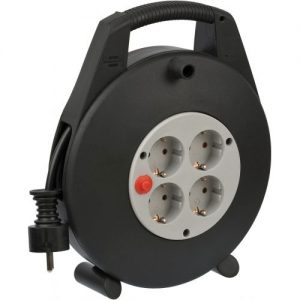 Brennenstuhl-1093200-Enrollacables Vario Line 4 tomas IP20 H05VV-F3G1,5 con cable de 10 m (negro)